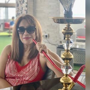 Meet your Posher, Shirin